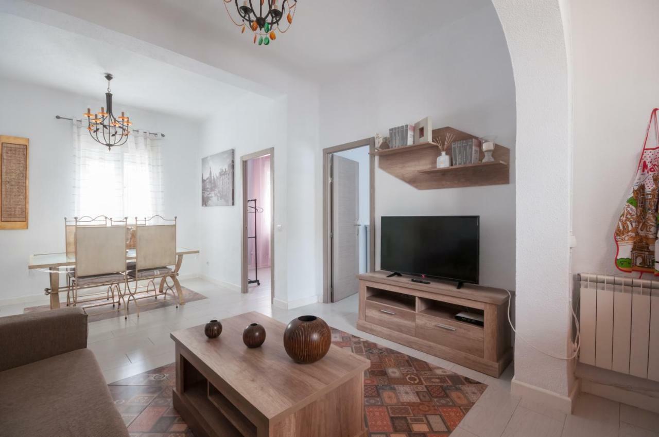 Apartamento 6 Mirasierras Madrid Dış mekan fotoğraf